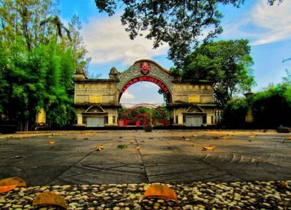 Taman Sriwedari Solo Buka Jam Berapa?