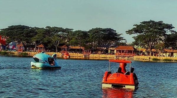 10 Potret Indahnya Danau Marakas Yang Berada di Pondok Ungu Kabupaten Bekasi Jawa Barat