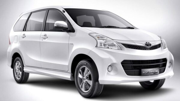 Mau Cari Hilux Matic Lepas Kunci? Coba 10 Daftar Rental Mobil Kendari Dengan Harga Murah Ini