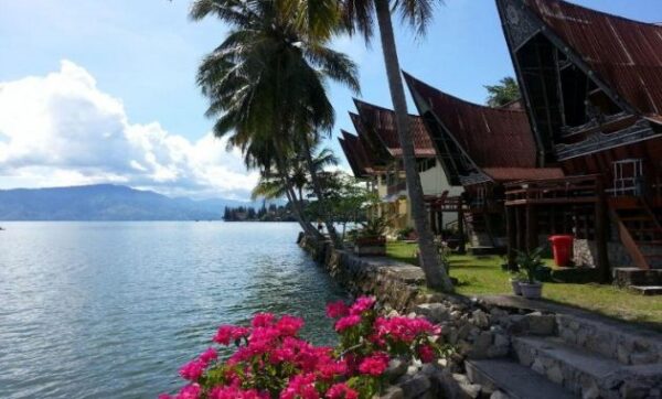 Penginapan di danau toba murah parapat yang losmen lake harga silalahi tempat sekitar hotel agoda ada kolam renang bagus biaya daerah dekat daftar dan medan indonesia keluarga yg nama sumatera utara tepi pinggir paling pasir putih tarif rekomendasi samosir tuk traveloka terbaik termurah tomok tongging