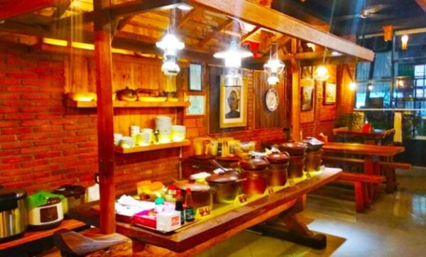 10 Daftar Pilihan Cafe Paling Favorit dan Hype di Daerah Banyuwangi, Sudah Pernah Mampir?