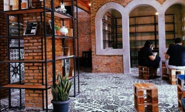 Kece Parah! 6 Referensi Cafe Paling Instagramable di Daerah Jakarta Timur Ini Wajib Kamu Kunjungi