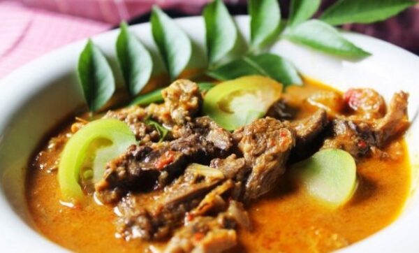 12 Daftar Pilihan Makanan Khas di Daerah Bengkulu Yang Rasanya Paling JOSS Bikin Kamu Ketagihan