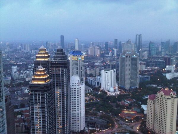 10 Daftar Gedung Pencakar Langit Tertinggi di Indonesia