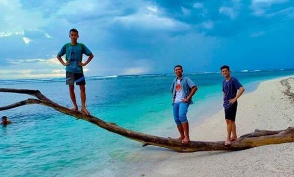 Pantai Tanjung Setia Terletak di Provinsi Lampung Tepatnya di Krui Benar Atau Salah?