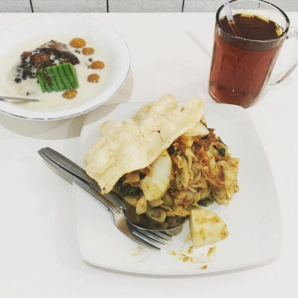 Lotek Kalipah Apo 42, Kuliner Asli Bandung Ini Ada di Jakarta Lho!