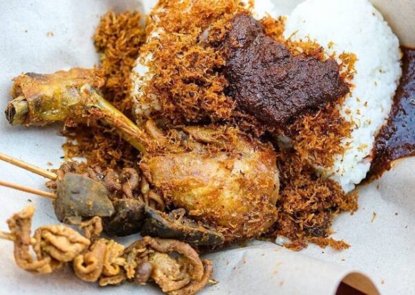 Ayam Goreng Santa Maria, Kuliner Cirebon Rekomendasi Para Youtuber