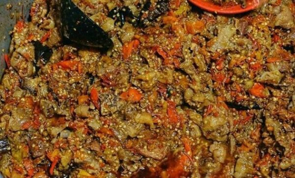 Oseng Mercon Bu Narti, Pelopor Kuliner Pedas No.1 di Yogyakarta