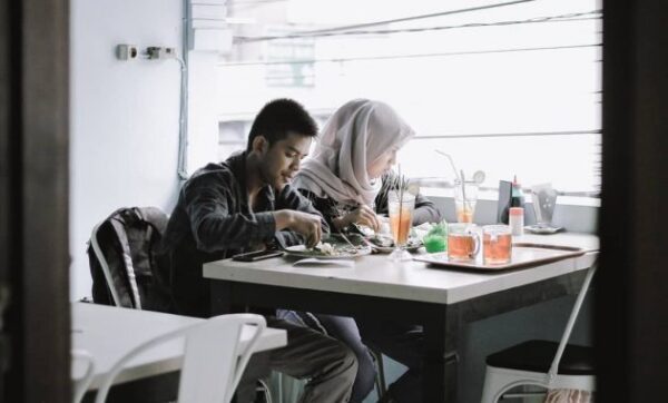 10 Rekomendasi Pilihan Tempat Makan Enak di Daerah Cimahi Yang Instagramable dan Romantis