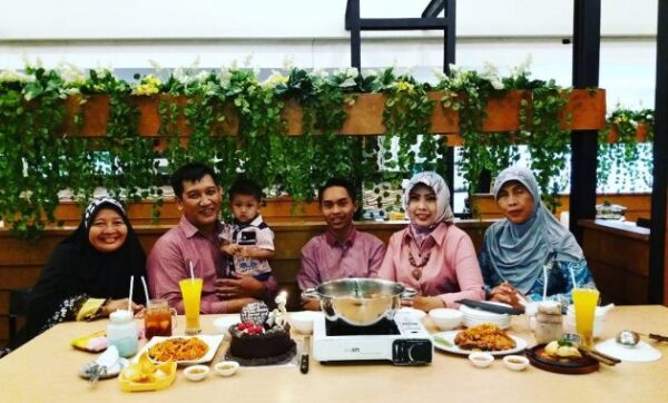 10 Rekomendasi Tempat Makan All You Can Eat di Daerah Kediri, Adakah Yang Belum Kami Tahu?