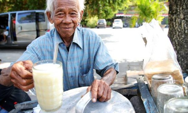 10 Rekomendasi Minuman Khas Daerah Lombok Yang Segar dan Lezat Ini Bisa Bikin Tenggorokanmu Plong