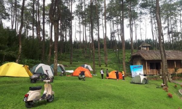 Tempat wisata di ungaran kaki gunung watu salatiga barat kabupaten semarang bandungan dan sekitarnya sidomukti bukit cinta air terjun semirang peta lerep jawa tengah apa saja penggaron keluarga anak romantis malam gratis kolam renang daftar ambarawa timur terbaru sekitar alam