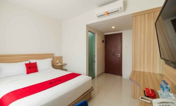 Hotel dekat bandara soetta jakarta cengkareng soekarno hatta di sekitar yang terminal 2 murah 3 penginapan amaris antar jemput agoda ada mall kolam renang airy aston budget booking baru airport cari cgk tangerang dan dengan daftar fave free shuttle internasional harga ibis j kapsul mewah melati nama oyo orchard paling pop per jam terbaik rekomendasi reddoorz spa syariah sheraton soeta traveloka 2d zest dijual near bintang 4 tiket com dimana lowongan kerja tarif