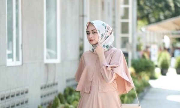 Perpaduan Cantik Baju Coksu Dengan Jilbab