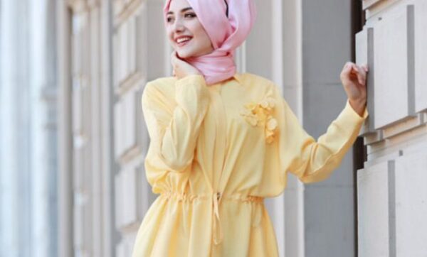 10 Inspirasi Outfit Hijab Untuk Baju Kuning