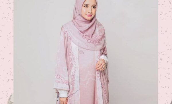 10 Inspirasi Outfit Hijab Untuk Gamis Pink