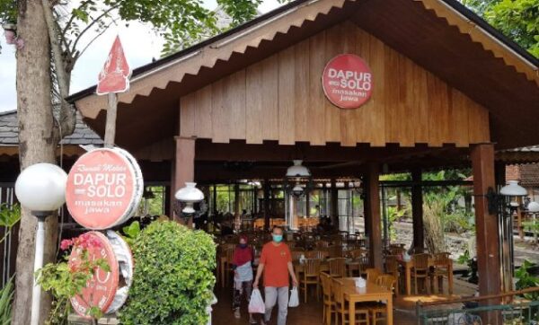 Tempat bukber di solo murah makan yang ada playground buka pagi bagus buat foto romantis baru keluarga stasiun balapan colomadu taman cempaka putih dekat enak dan sekitarnya wajib dikunjungi nongkrong grand mall hits siang hari instagramable jalan jogja 24 jam kekinian karanganyar untuk laweyan manahan mojosongo paragon nyaman recommended rombongan yg slamet riyadi square dalam terdekat ulang tahun ums unik 2021