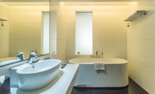 Ingin Staycation Sejenak di Jakarta? Hotel Dengan Bathtub Ini Adalah Pilihan Terbaik, Harga Mulai Rp361.000