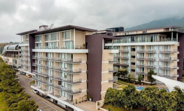 Golden Tulip Holland Resort Batu, Penginapan Royal Bertaraf Bintang 5 Mulai Rp3.000.000 Per Malam