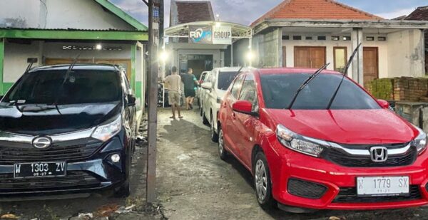 10 Rental Mobil Tarik Sidoarjo Lepas Kunci Harga 200K