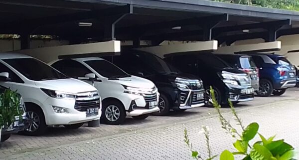 10 Rental Mobil Pasar Minggu, Harga Sewa Murah Rp400.000